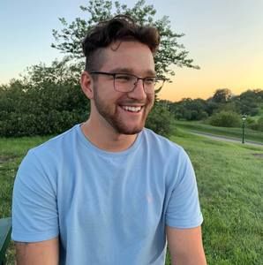 Meet your Posher, Thomas